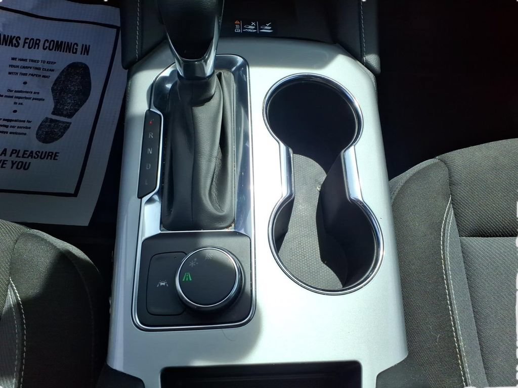 Used 2024 Chevrolet Blazer LT w/ Convenience Package FWD image 23