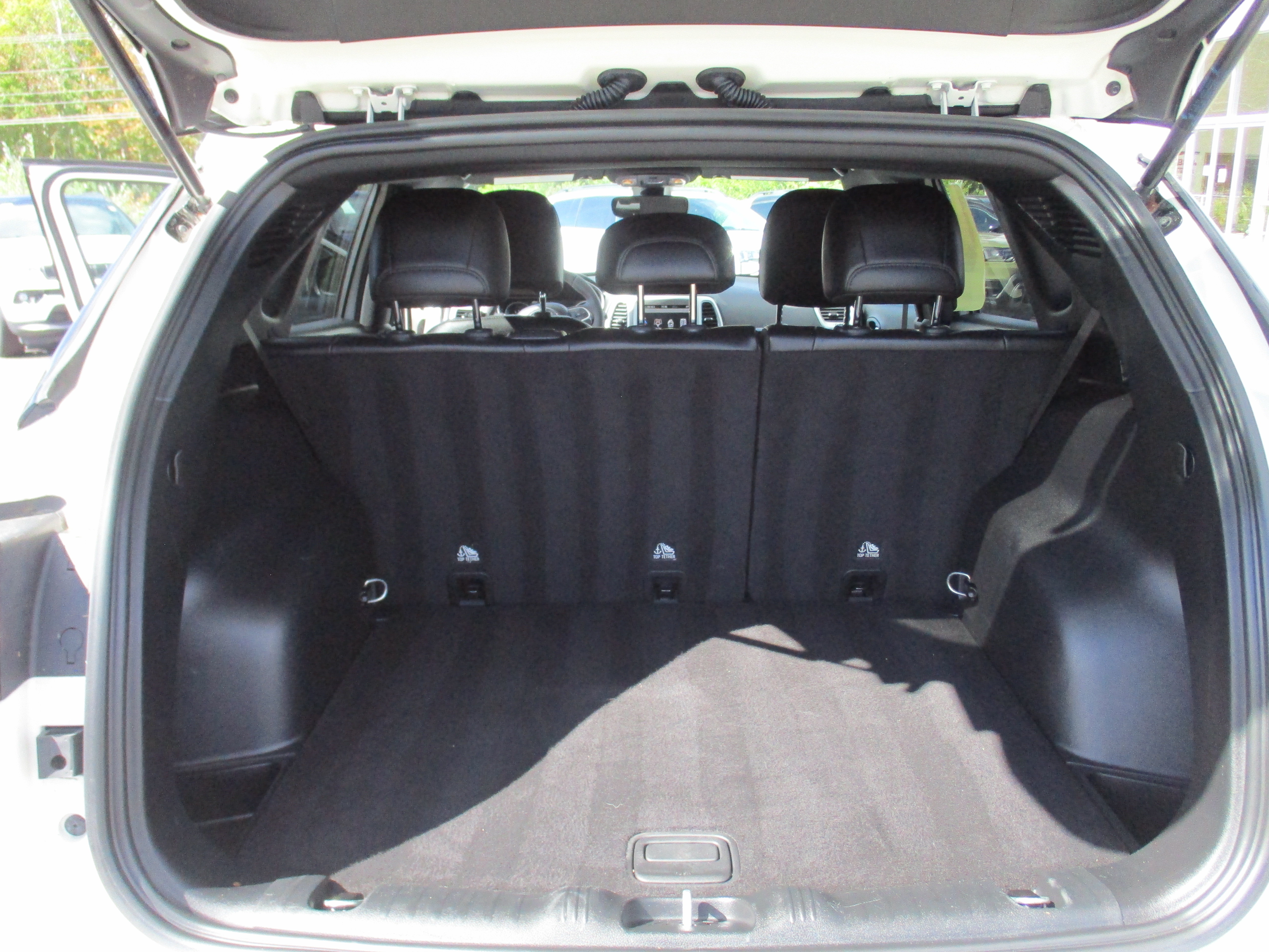 Certified 2021 Jeep Compass Latitude AWD/4WD image 12