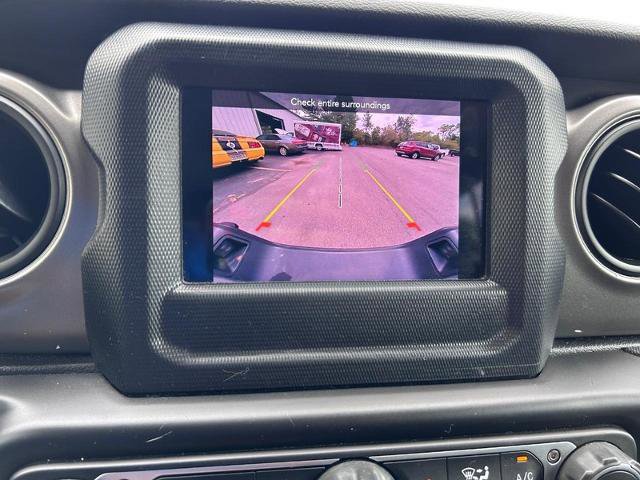 Used 2023 Jeep Gladiator Sport image 21