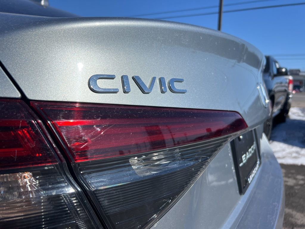 Used 2025 Honda Civic Sport image 29