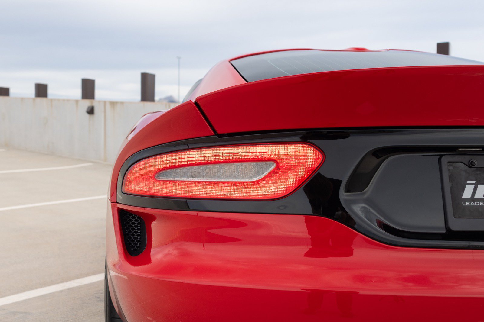 Used 2013 SRT Viper GTS w/ GTS Laguna Interior Pkg RWD image 31
