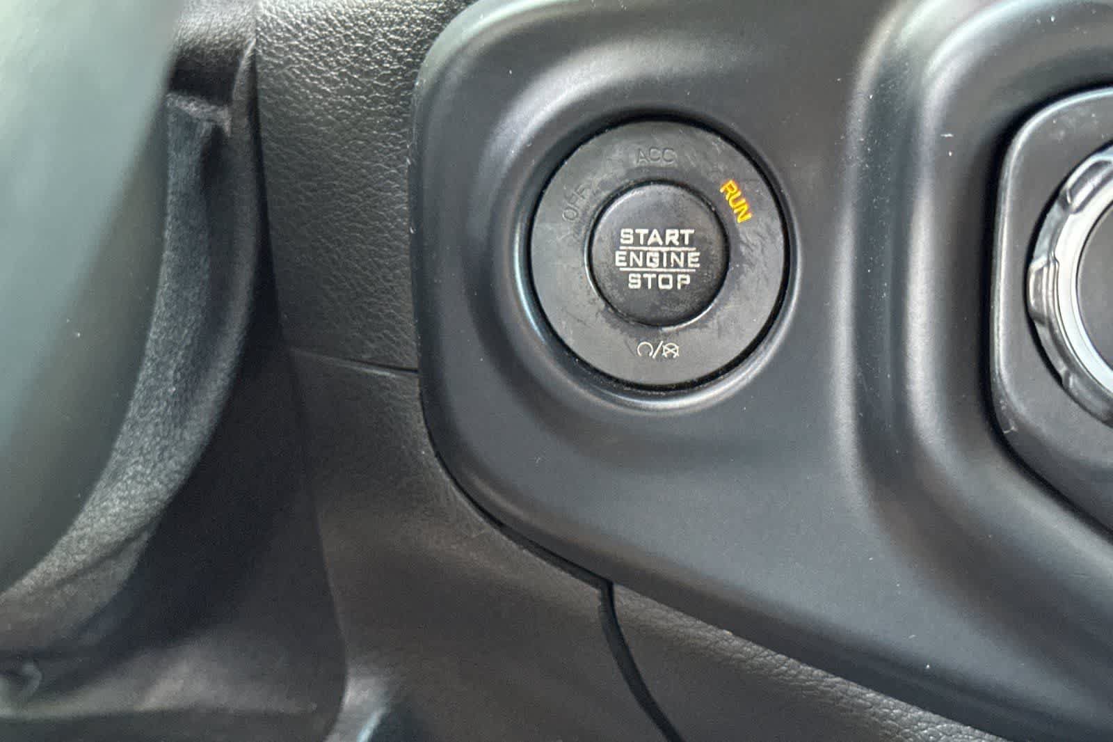Used 2019 Jeep Wrangler Unlimited Rubicon AWD/4WD image 29