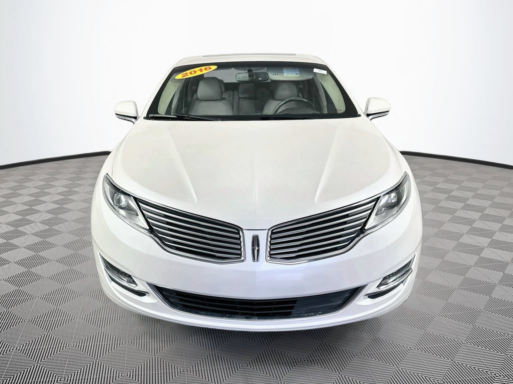 Used 2016 Lincoln MKZ AWD w/ Equipment Group 300A Reserve image 4