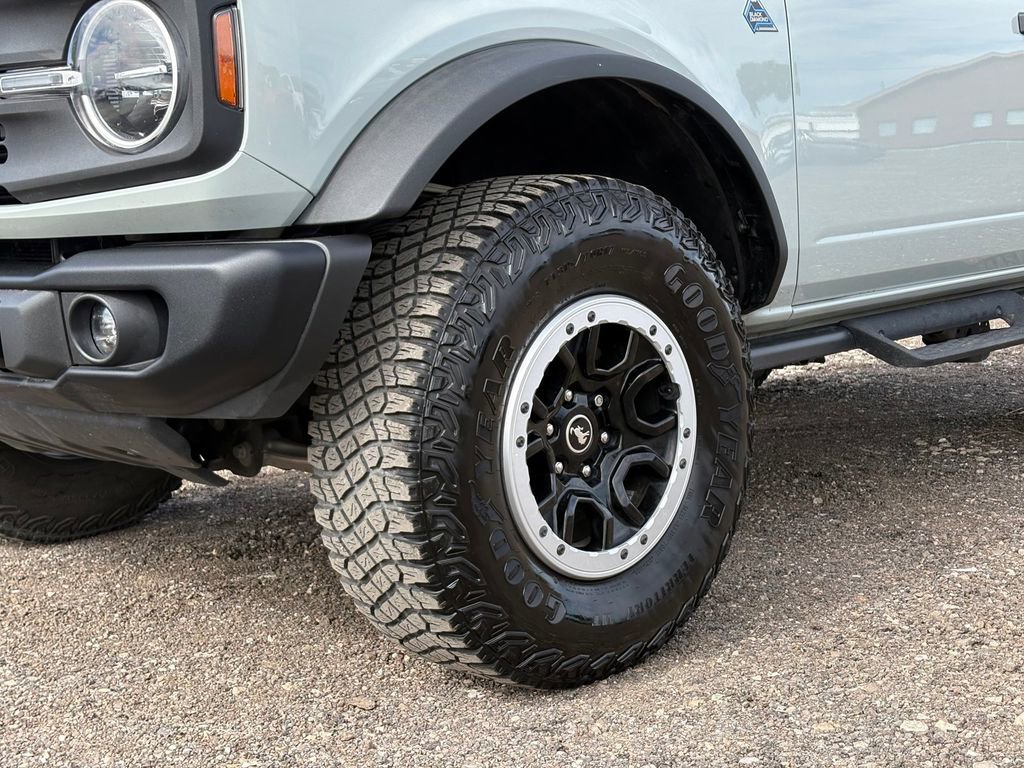 Used 2023 Ford Bronco Black Diamond w/ Sasquatch Package AWD/4WD image 9