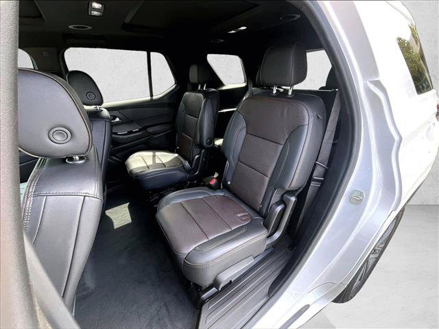 Used 2022 Chevrolet Traverse High Country FWD image 28