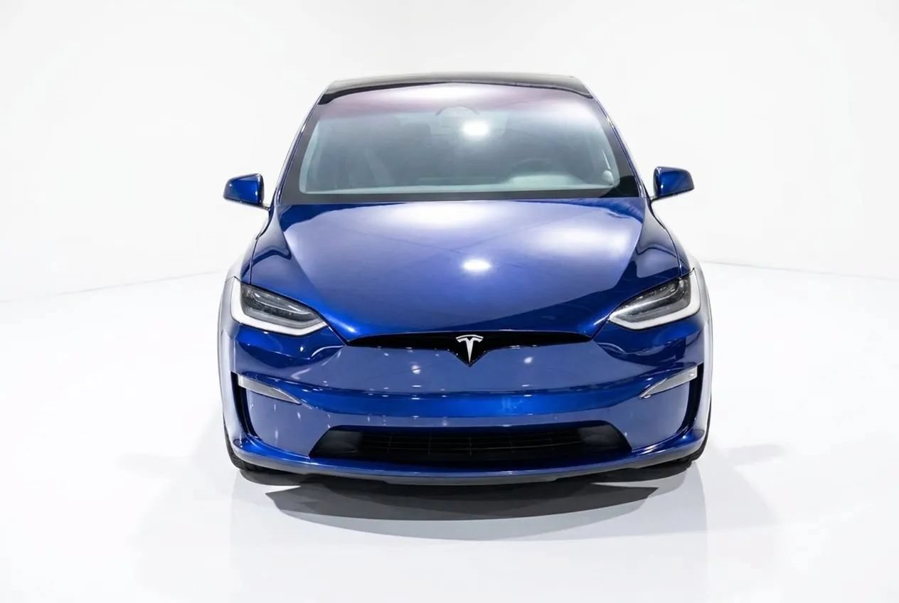 Used 2023 Tesla Model X Plaid AWD/4WD image 3