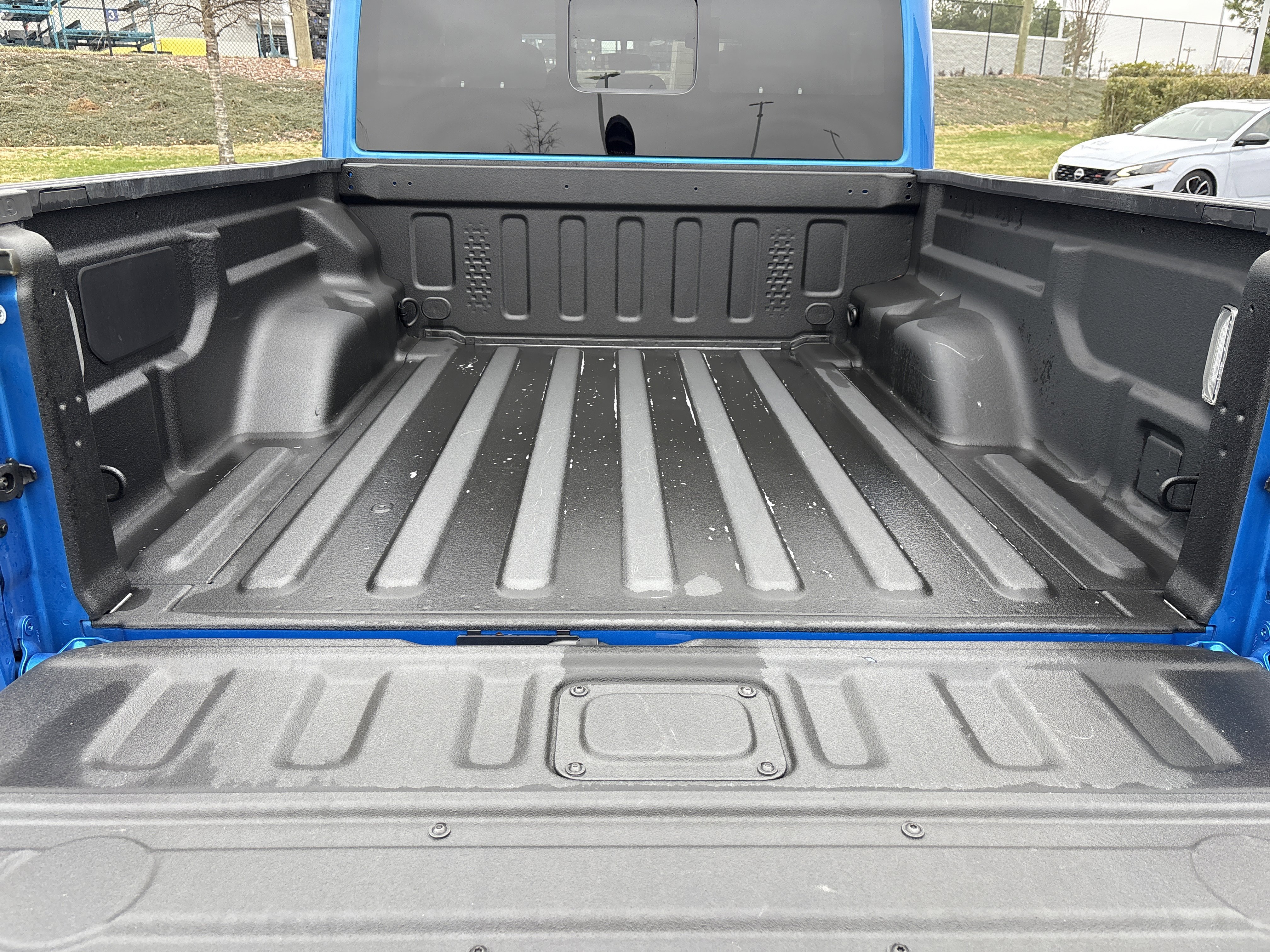 Certified 2025 Jeep Gladiator Nighthawk image 33