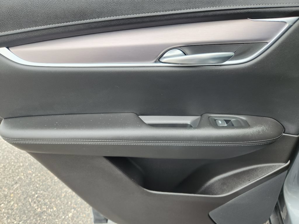 Used 2023 Cadillac XT5 Luxury FWD image 34