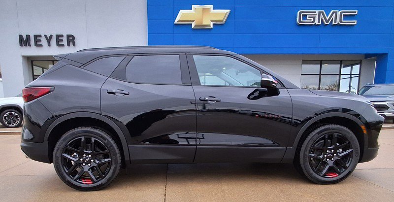 New 2025 Chevrolet Blazer LT w/ Redline Edition