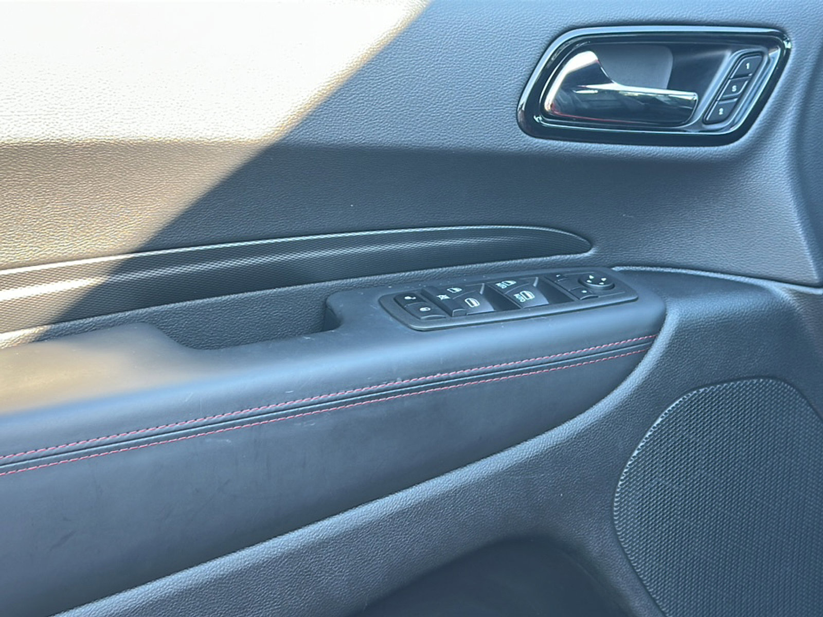 Used 2022 Dodge Durango R/T w/ Trailer Tow Group IV image 16