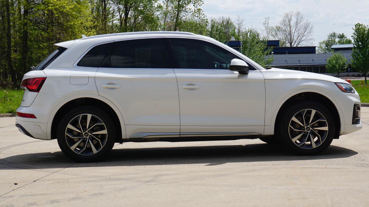 Used 2021 Audi Q5 2.0T Premium w/ Convenience Package AWD/4WD image 6