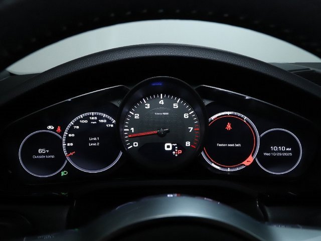 Used 2021 Porsche Cayenne Coupe image 22