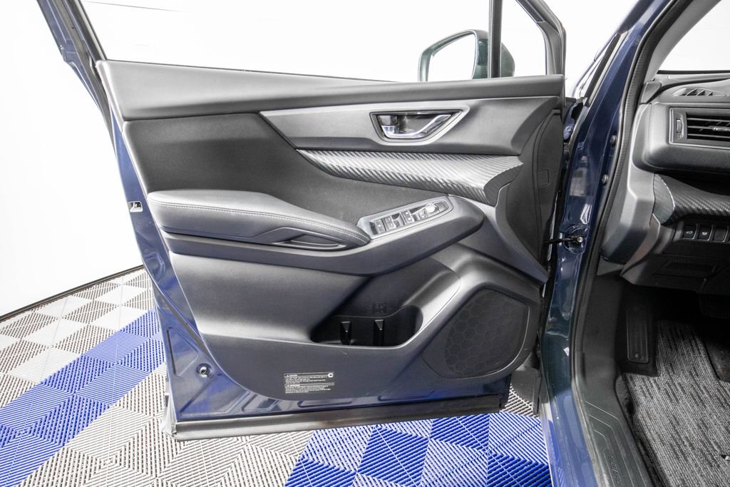 Used 2023 Subaru Ascent Premium w/ Convenience Package image 13