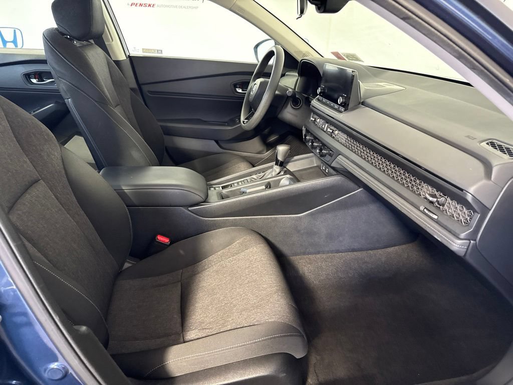 Used 2024 Honda Accord EX image 6