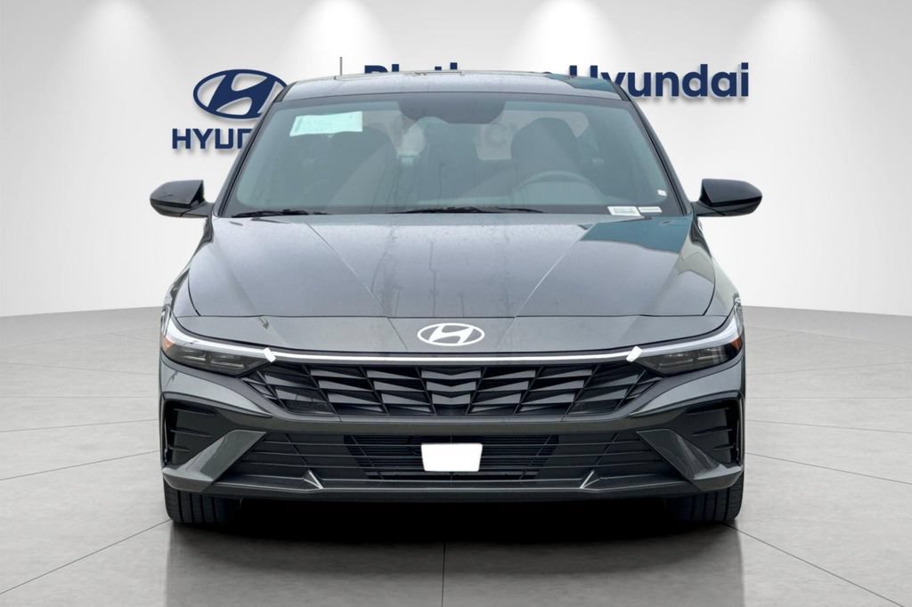 New 2026 Hyundai Elantra SEL Sport Premium FWD image 9