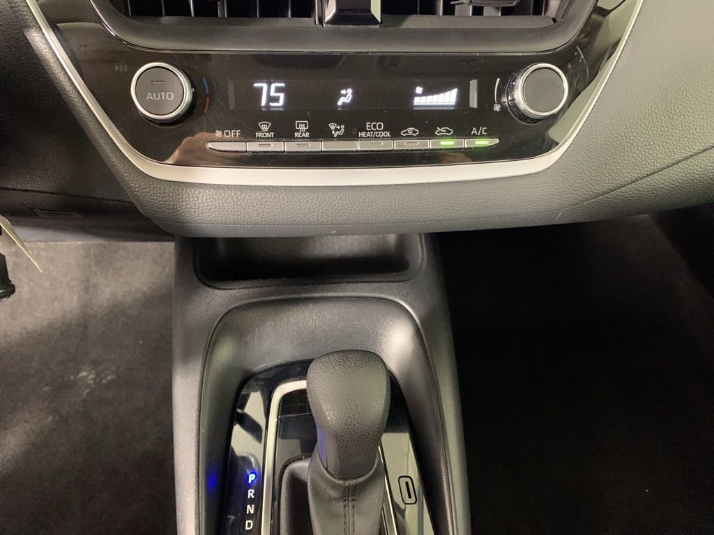 Used 2024 Toyota Corolla LE image 23