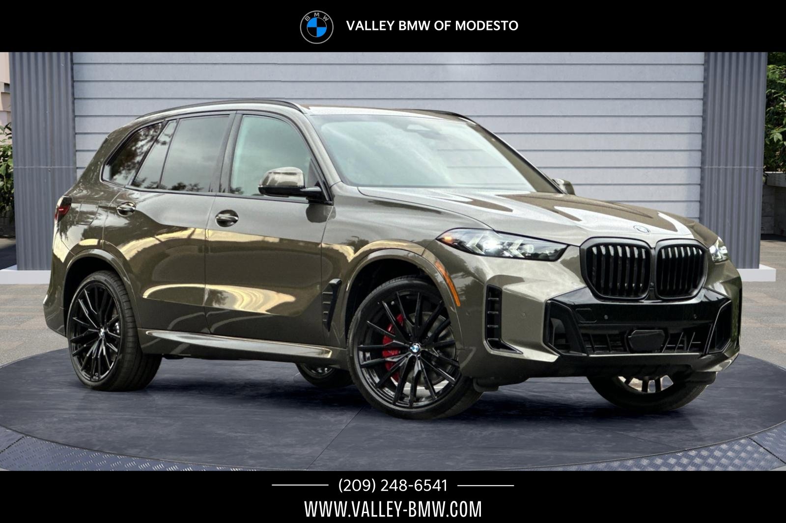 New 2026 BMW X5 xDrive40i w/ M Sport Package