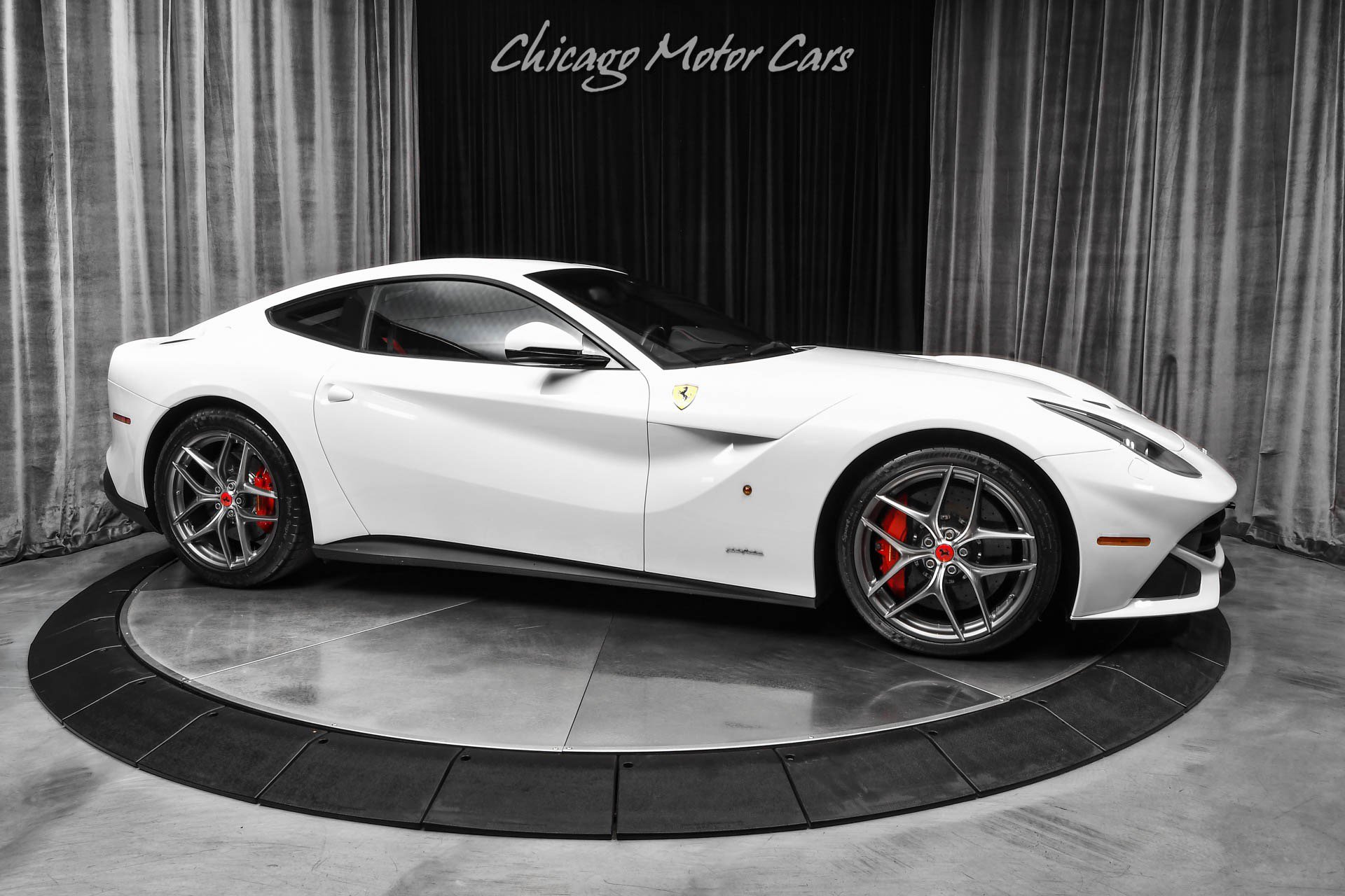 Used 2017 Ferrari F12 Berlinetta RWD image 6