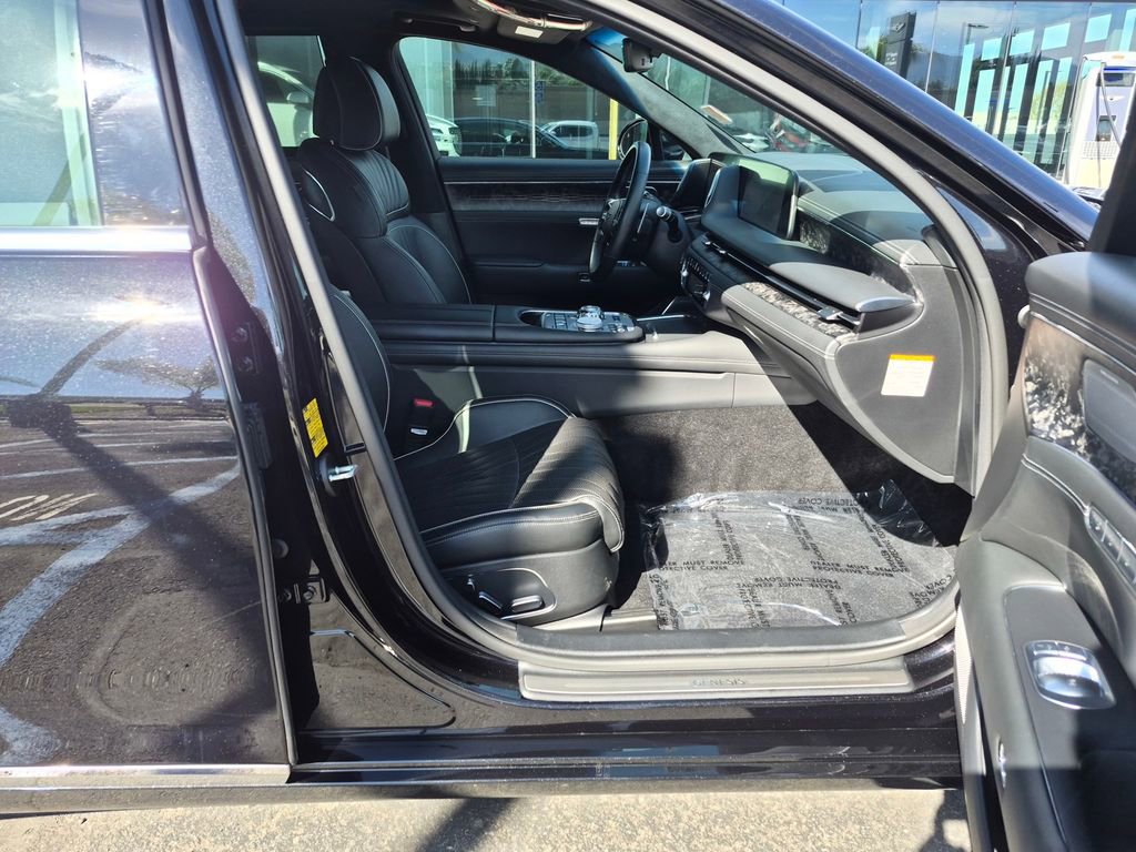Used 2023 Genesis G90 3.5T image 39