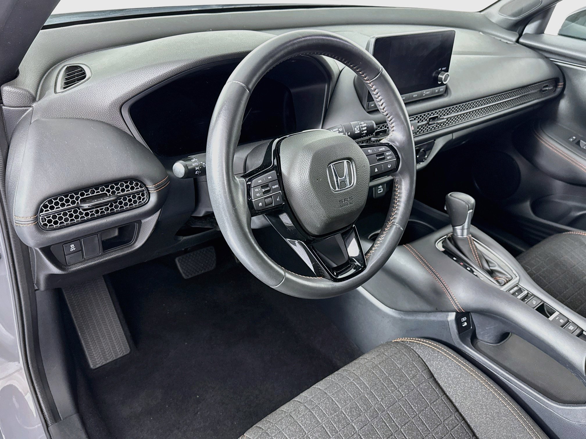 Certified 2024 Honda HR-V Sport image 9