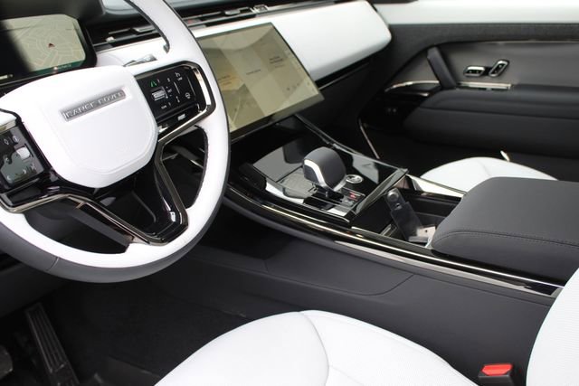 New 2025 Land Rover Range Rover Sport Dynamic SE image 10