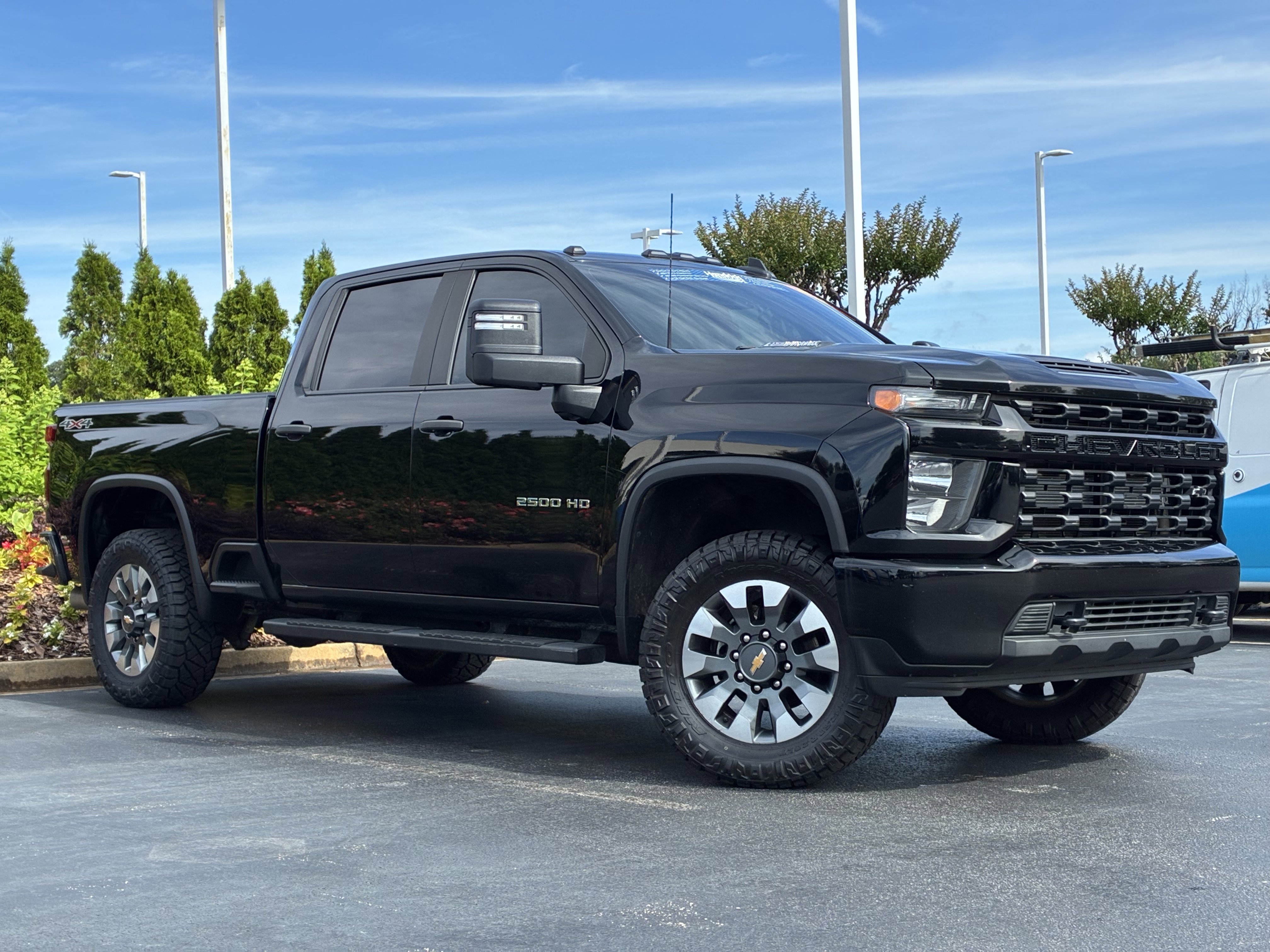 Used 2022 Chevrolet Silverado 2500 Custom w/ Custom Value Package AWD/4WD image 1