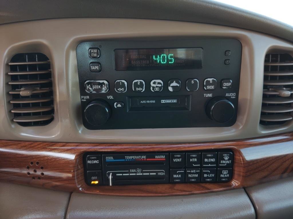 Used 2002 Buick Le Sabre Custom image 20