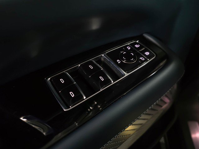 Used 2025 Cadillac Escalade IQ Luxury 2 w/ LPO, Premium Carpet Package image 34