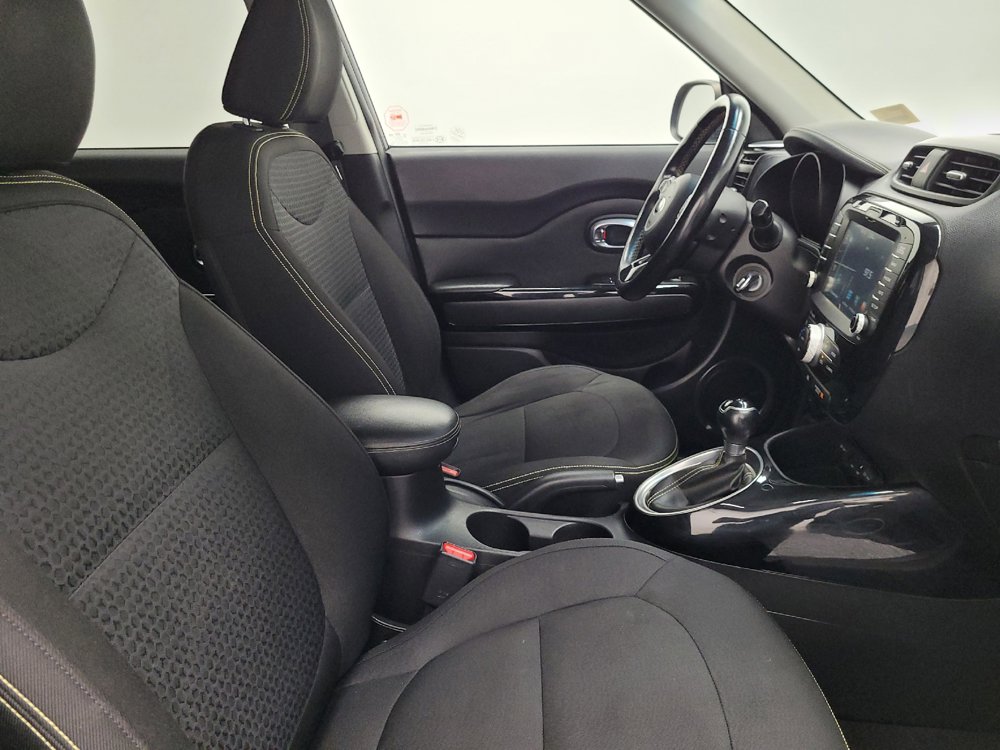 Used 2014 Kia Soul + w/ Audio Package FWD image 21