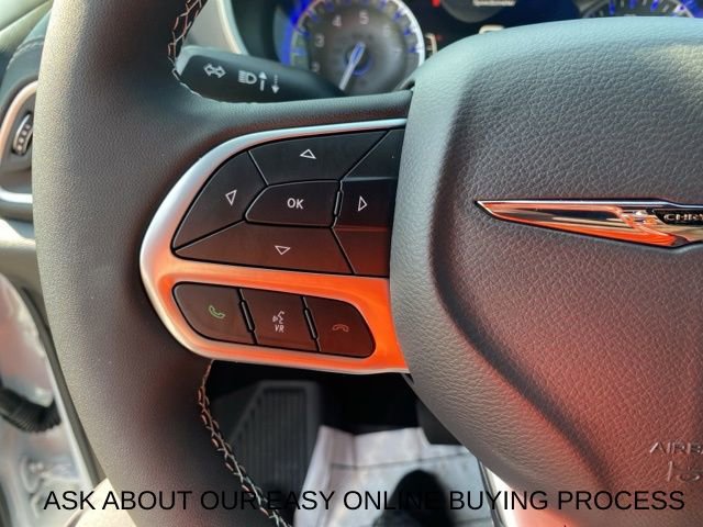 New 2025 Chrysler Pacifica Select w/ Fav Edition Package image 15