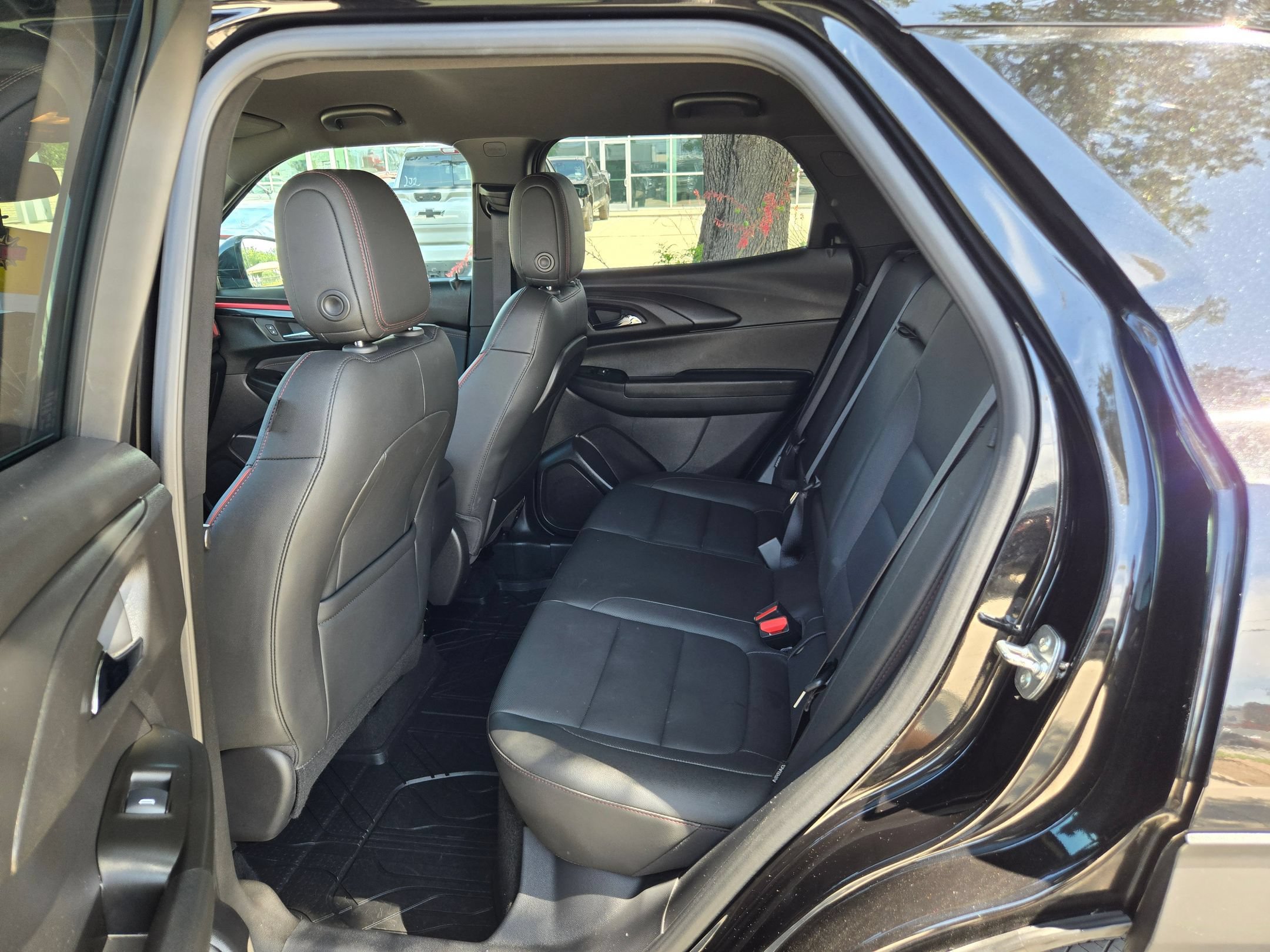 Certified 2025 Chevrolet TrailBlazer RS w/ Convenience Package FWD image 21