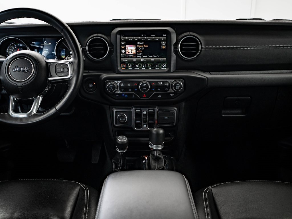 Used 2023 Jeep Wrangler Unlimited Sahara w/ Cold Weather Group image 34