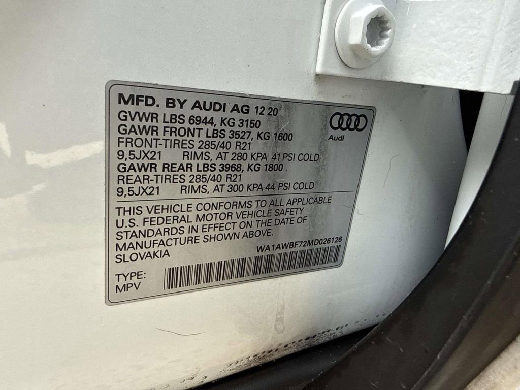 Used 2021 Audi SQ7 Premium Plus w/ Driver Assistance Package image 18