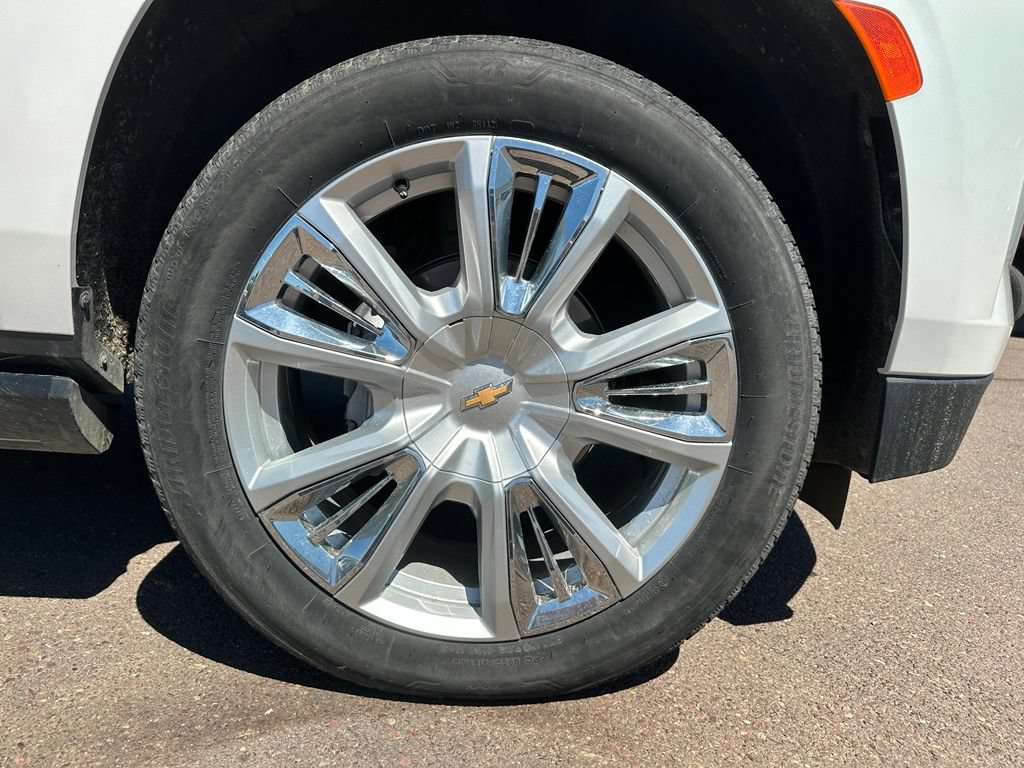 Used 2021 Chevrolet Tahoe High Country w/ Premium Package AWD/4WD image 41