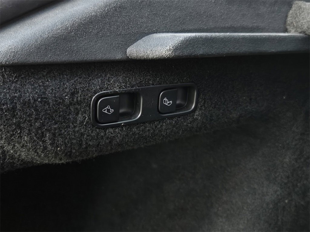 Used 2023 Tesla Model S image 33