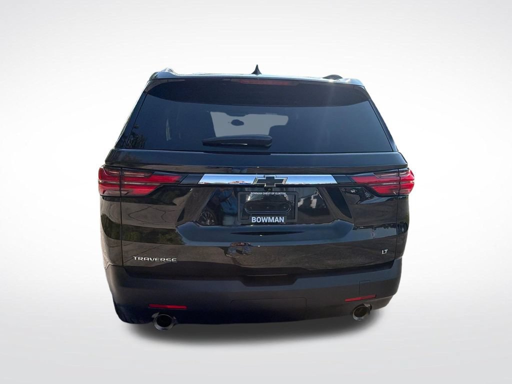 Used 2023 Chevrolet Traverse LT FWD image 5
