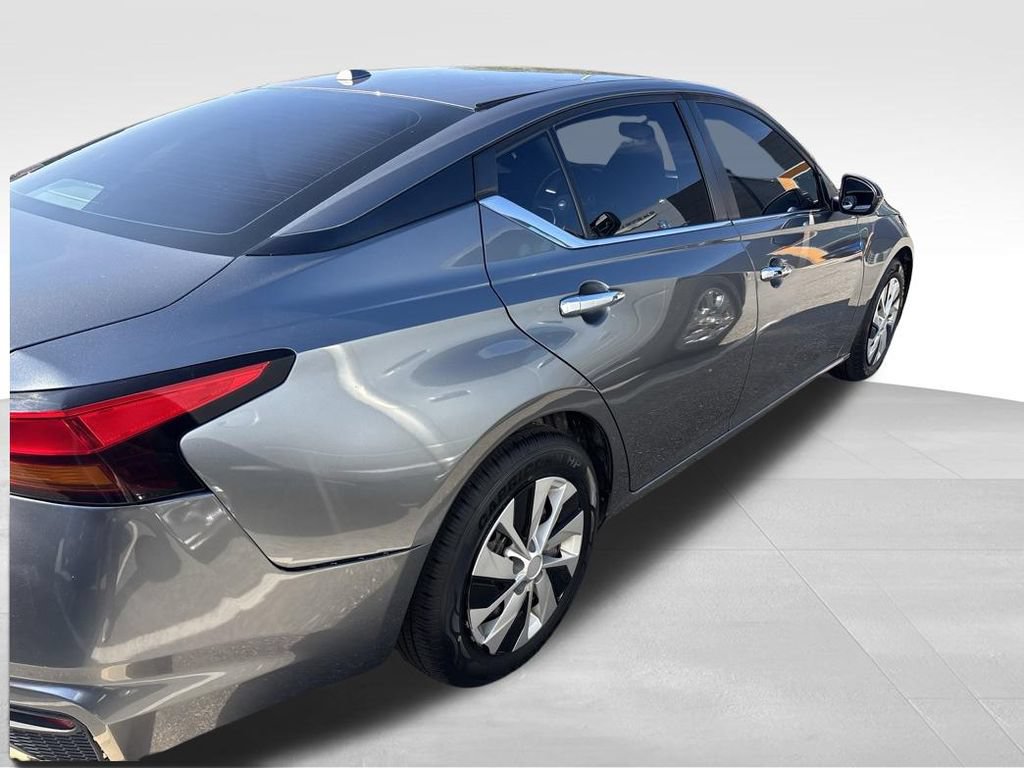 Used 2020 Nissan Altima 2.5 S FWD image 3