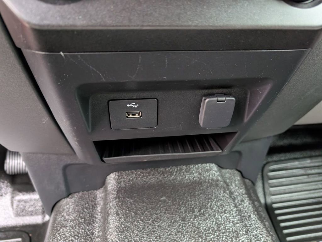 Used 2021 Ford F250 XL w/ Power Equipment Group image 33