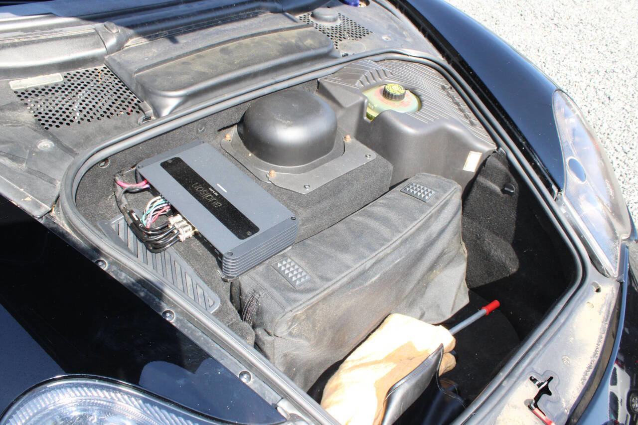 Used 2003 Porsche 911 Carrera 4 image 31