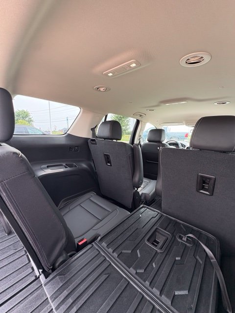 Used 2023 GMC Acadia Denali AWD/4WD image 24