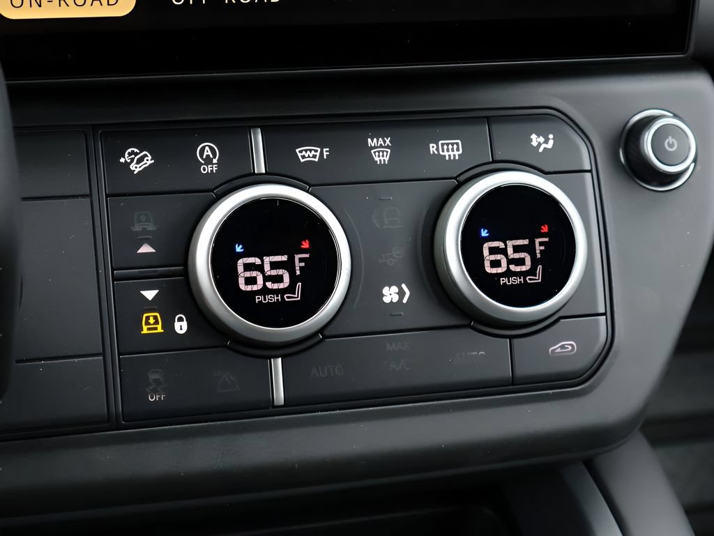 New 2026 Land Rover Defender 110 X-Dynamic SE AWD/4WD image 26