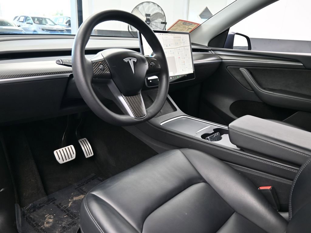 Used 2022 Tesla Model Y Performance image 14