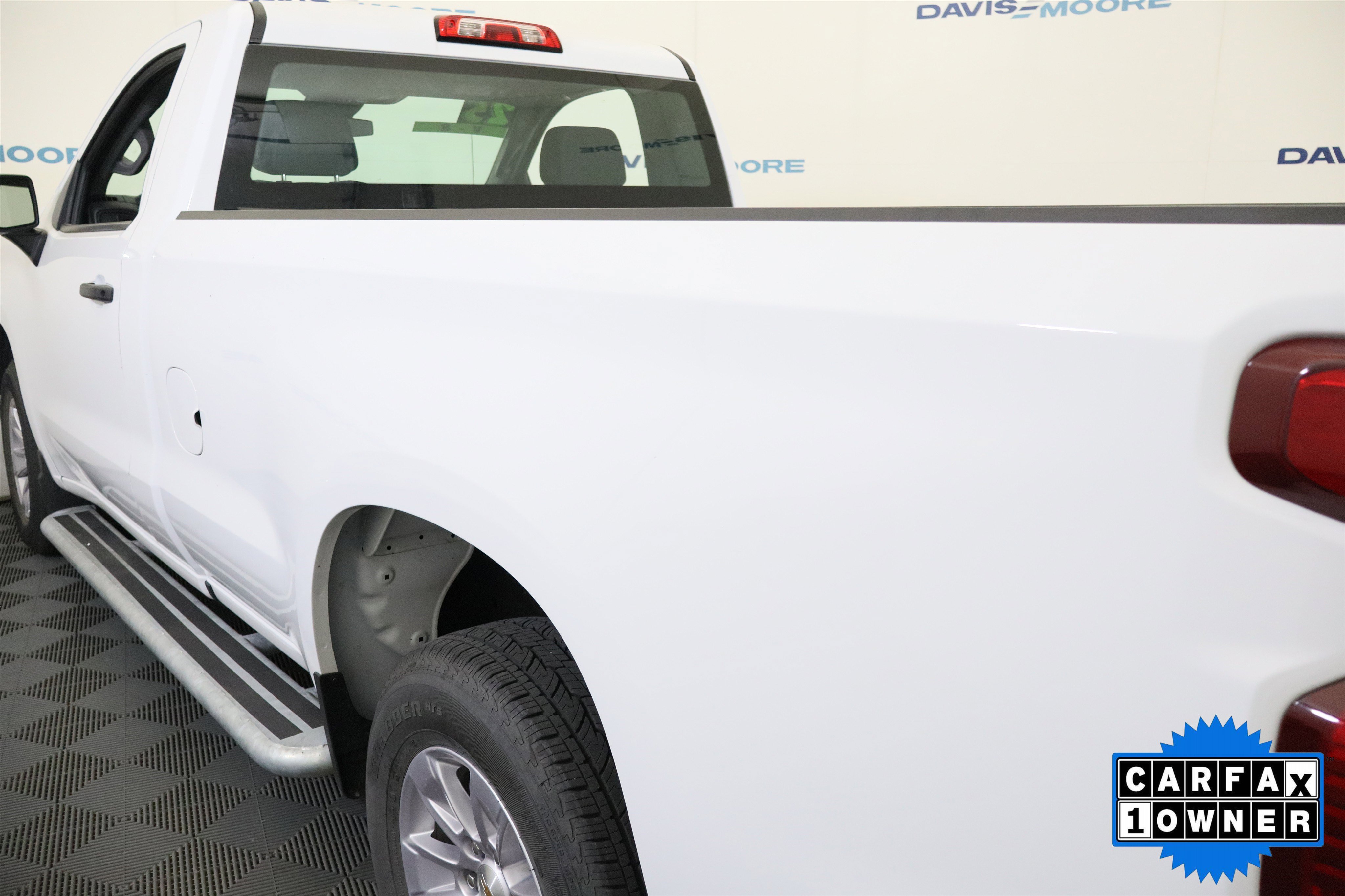Used 2025 Chevrolet Silverado 1500 W/T RWD image 11