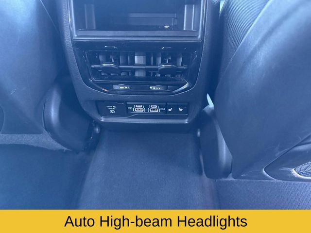 Used 2024 Jeep Grand Cherokee Limited image 20