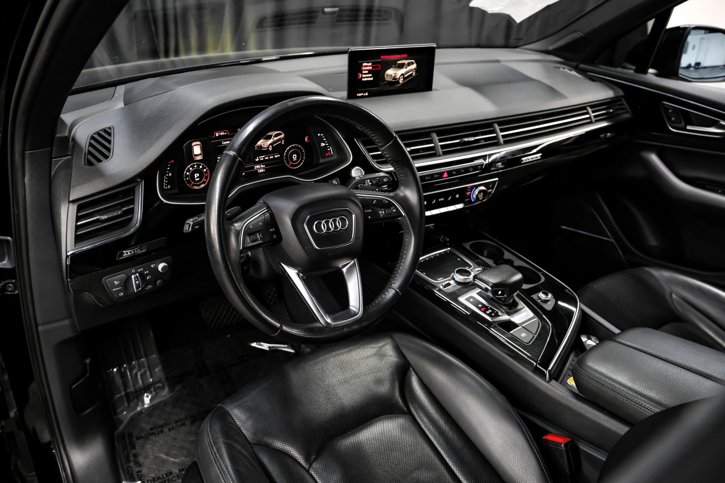 Used 2019 Audi Q7 3.0T Prestige w/ Prestige Package AWD/4WD image 3