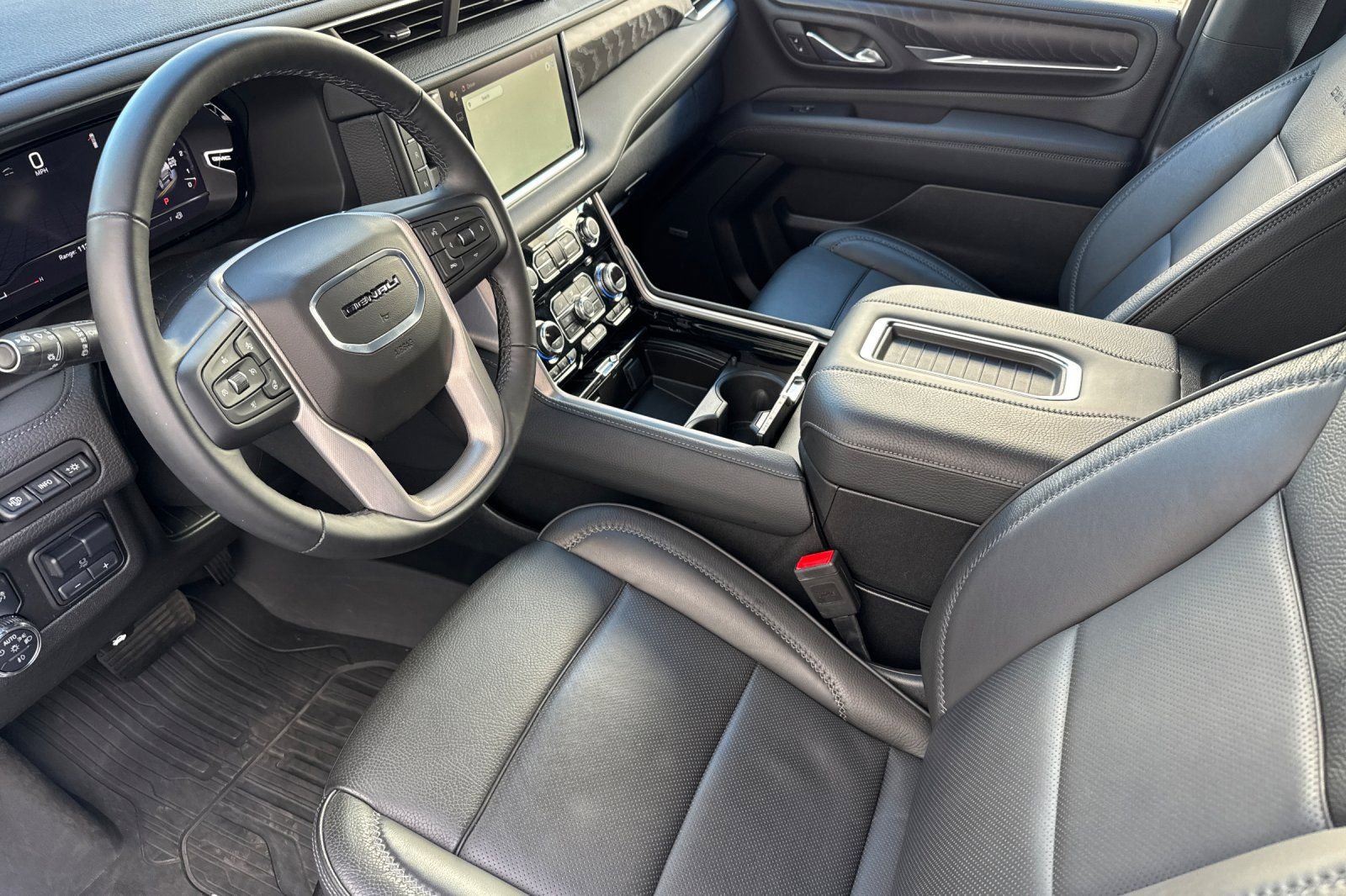 Used 2024 GMC Yukon XL Denali w/ LPO, Floor Liner Package image 9