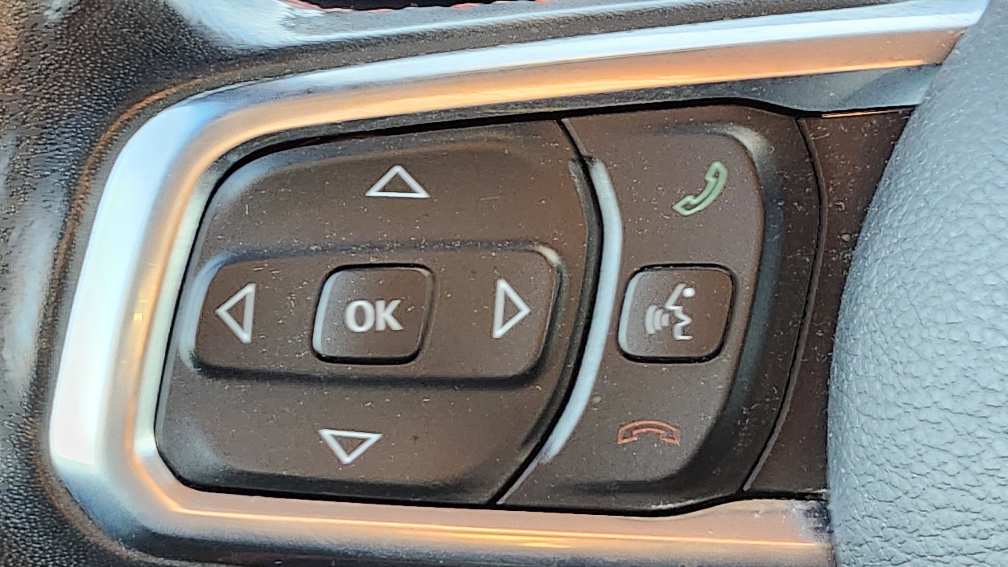 Used 2019 Jeep Wrangler Rubicon w/ Cold Weather Group image 33