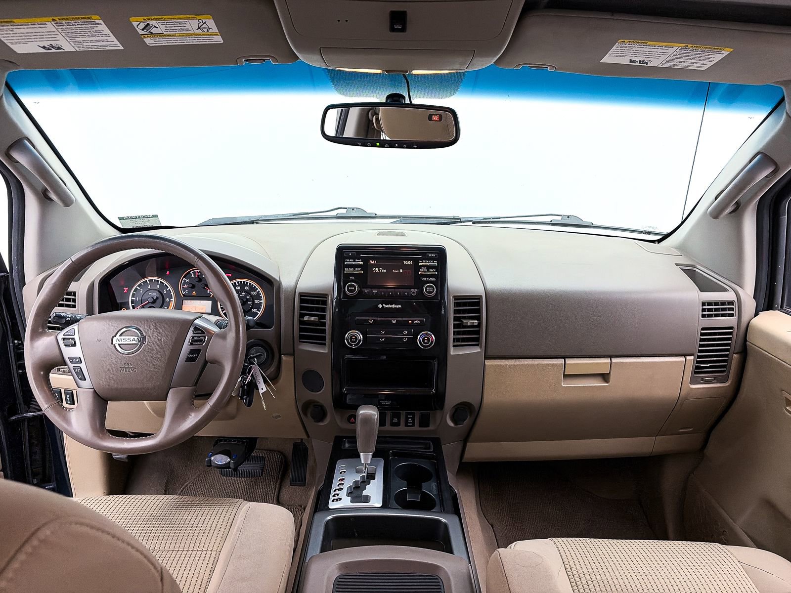 Used 2014 Nissan Titan SV w/ SV Premium Utility Package image 19