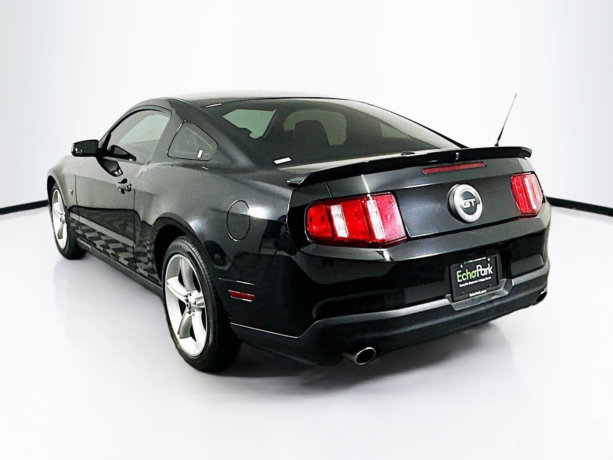 Used 2010 Ford Mustang GT Premium image 5