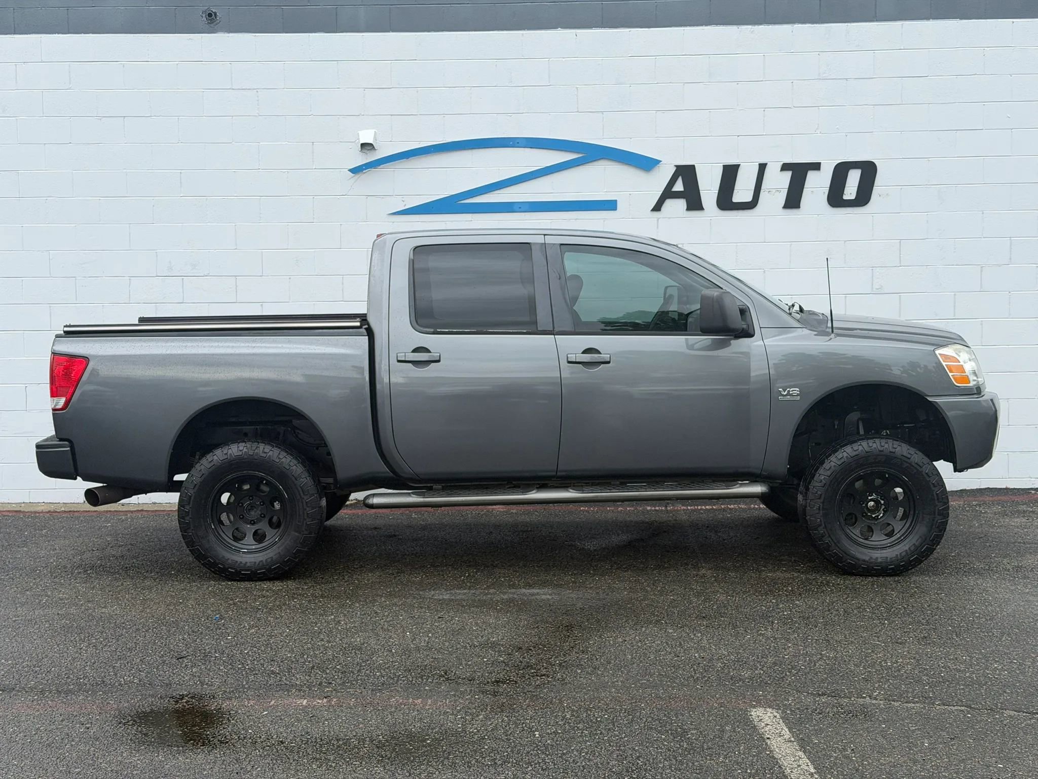 Used 2004 Nissan Titan XE w/ (PRF) Preferred Pkg AWD/4WD image 6